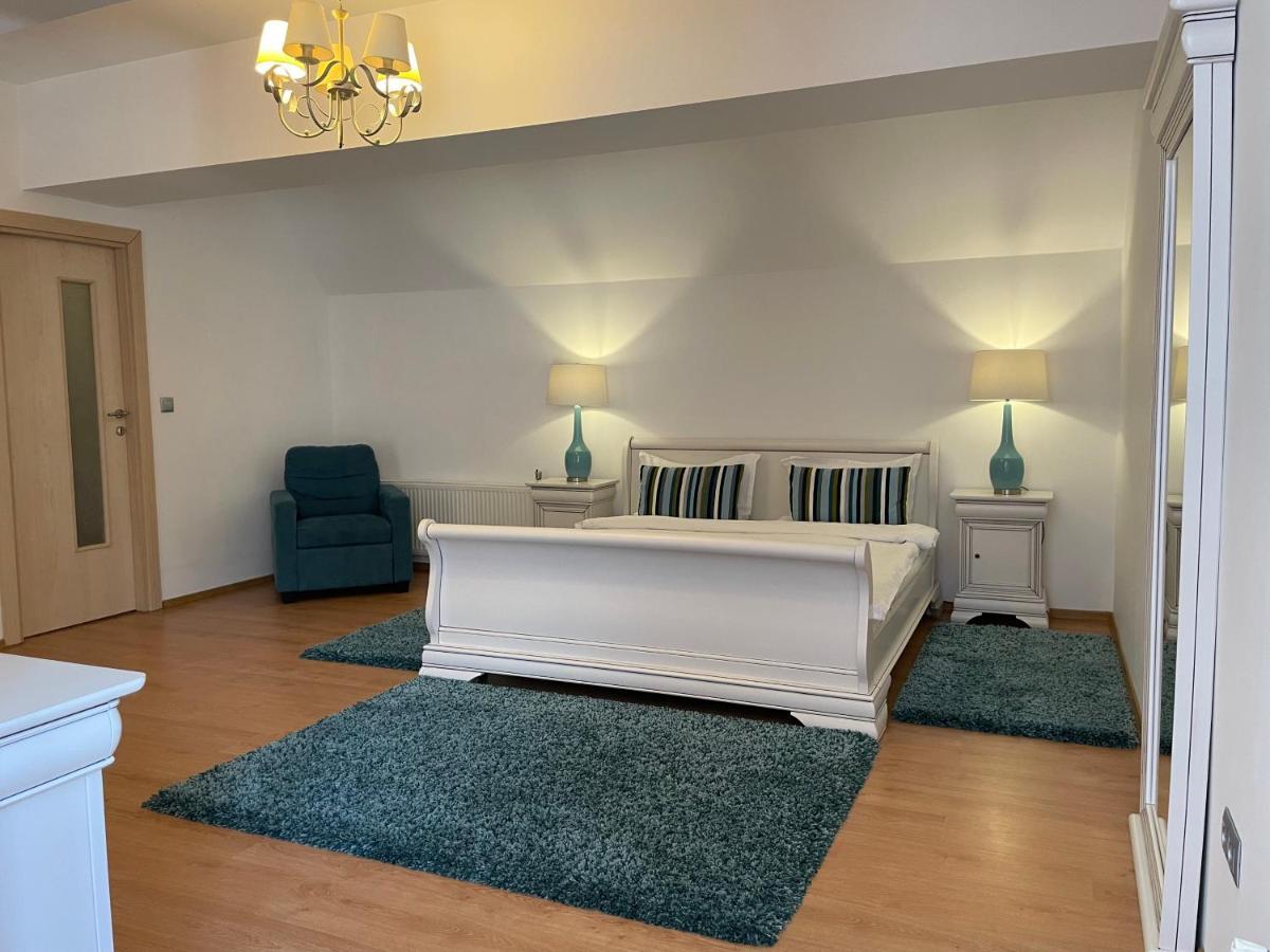 Apartamento Kyra Luxury Penthouse Sinaia Exterior foto