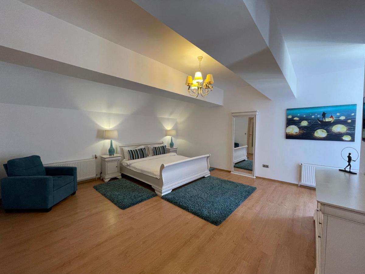 Apartamento Kyra Luxury Penthouse Sinaia Exterior foto