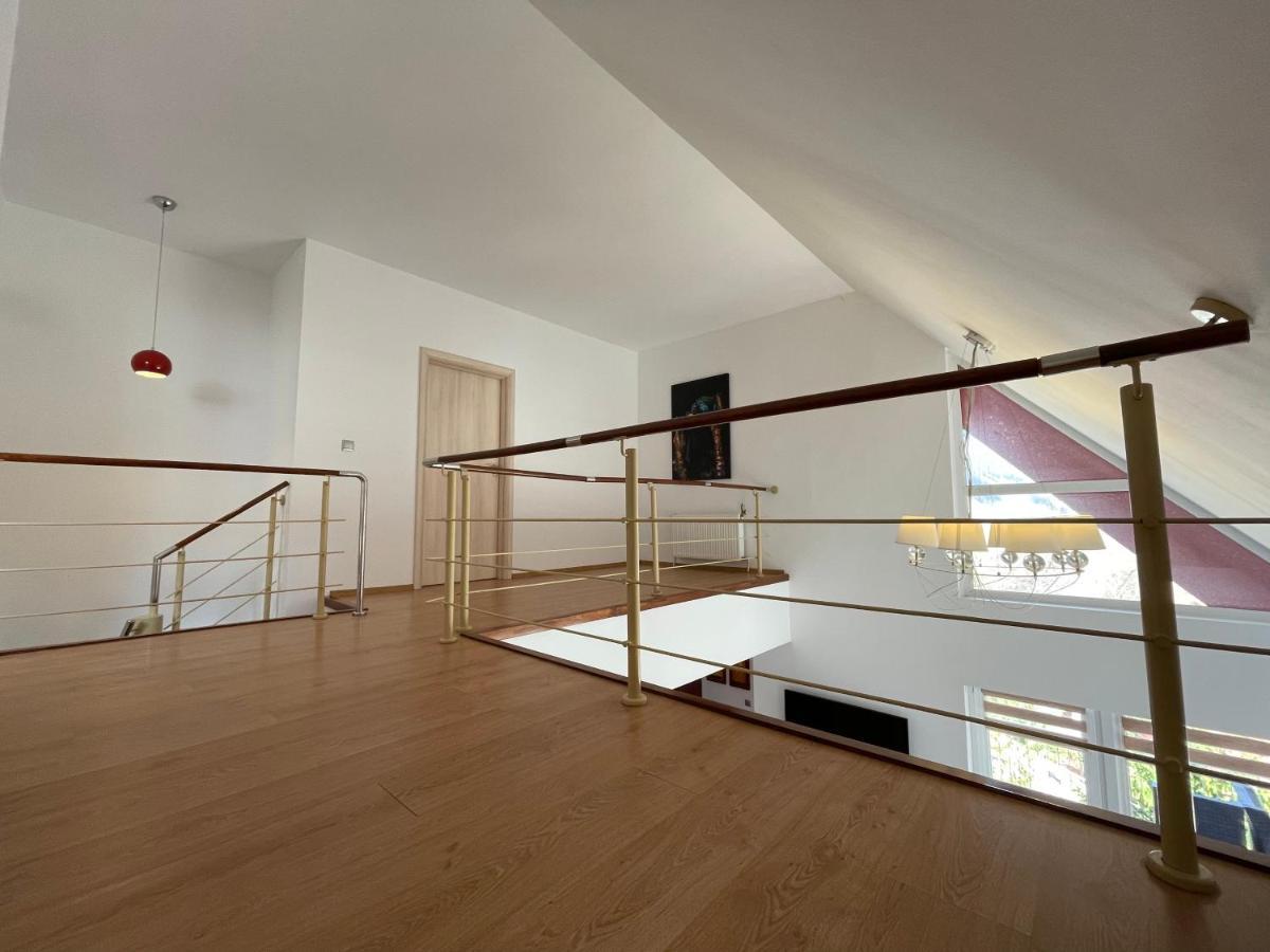 Apartamento Kyra Luxury Penthouse Sinaia Exterior foto
